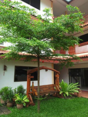 Villa Oranje Chiang Mai